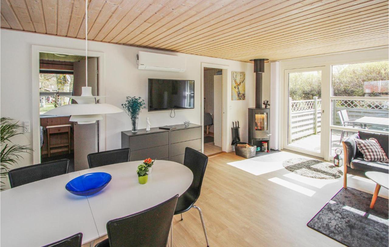 3 Bedroom Stunning Home In Sams Onsbjerg 外观 照片